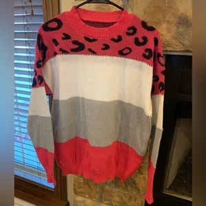 Women’s sweater brand new never worn